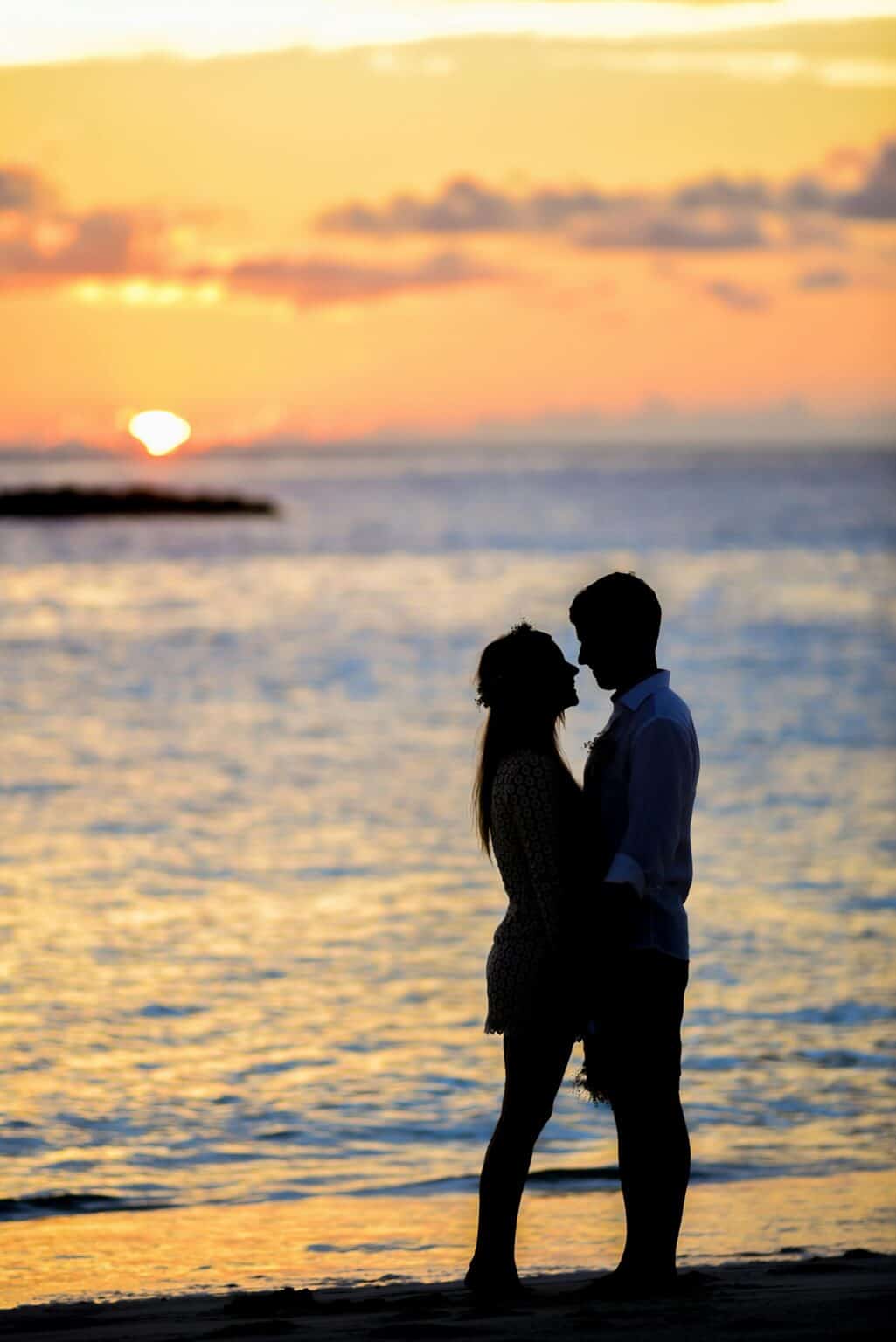 Safari sunset couple